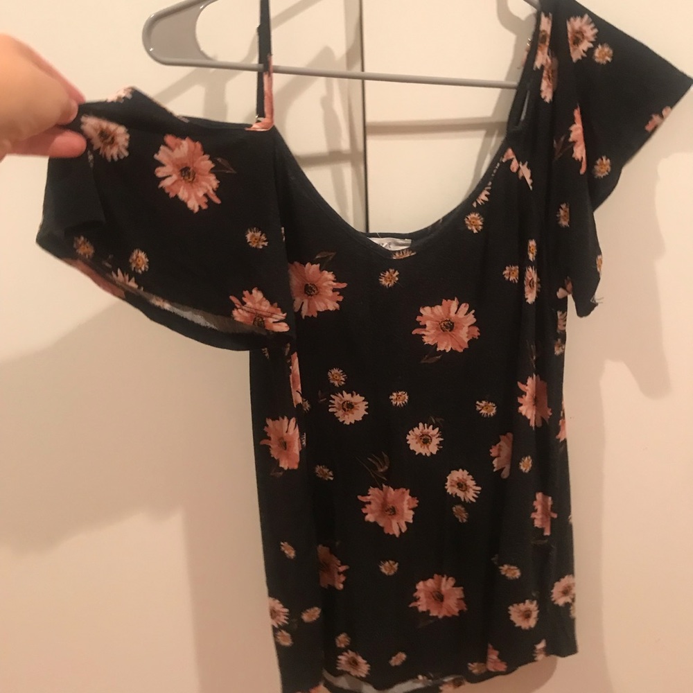 Off The Shoulder Flower Top